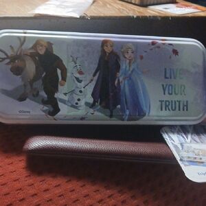 Lip Smacker Disney Frozen Triple Layer Makeup Tin